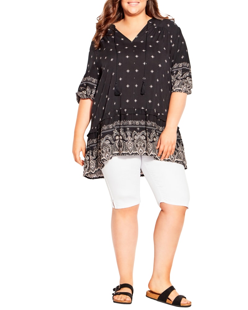 Plus size model wearing Demi Hi-Lo Paisley Tunic by Avenue | Dia&Co | dia_product_style_image_id:192426